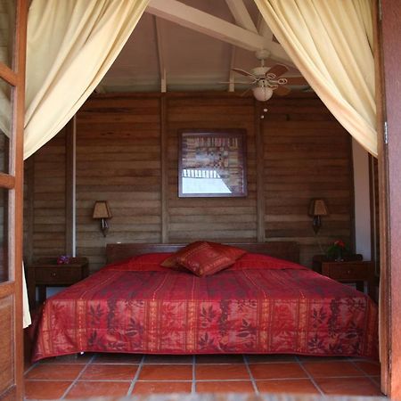 Statia Lodge Oranjestad  Buitenkant foto